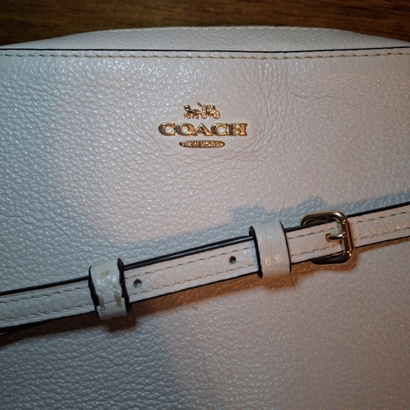 Coach Crossbody Bag - Picture 5 of 12